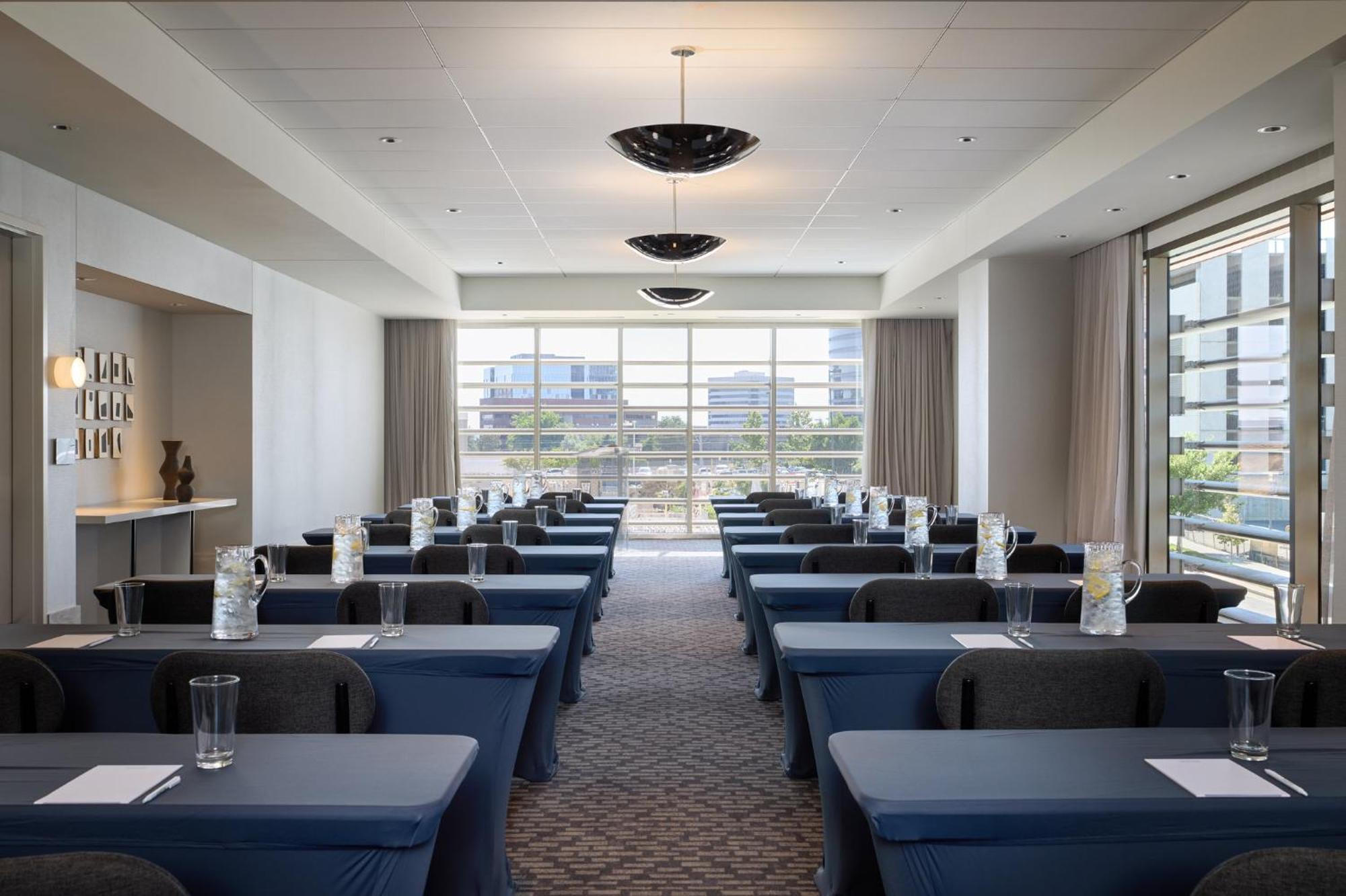 Kimpton Claret Hotel By Ihg DEN Esterno foto